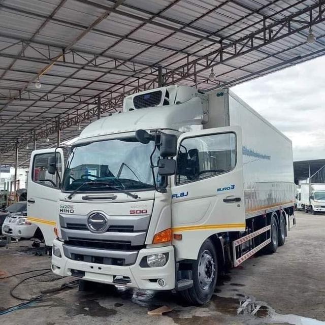 HINO VICTOR 260 แรงม้า พร้อมตู้แช่เย็น