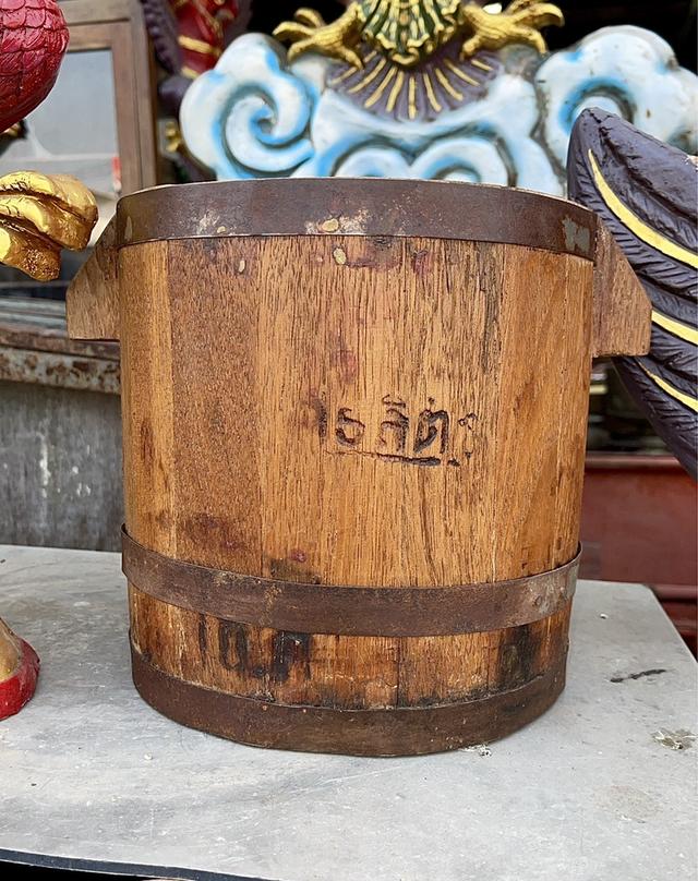 ถังไม้ตวงข้าวสาร ถังไม้ตวงข้าวโบราณ ขนาด5ลิตร ไม้สัก ถังตวงข้าวสมัยก่อน ตราครุฑ