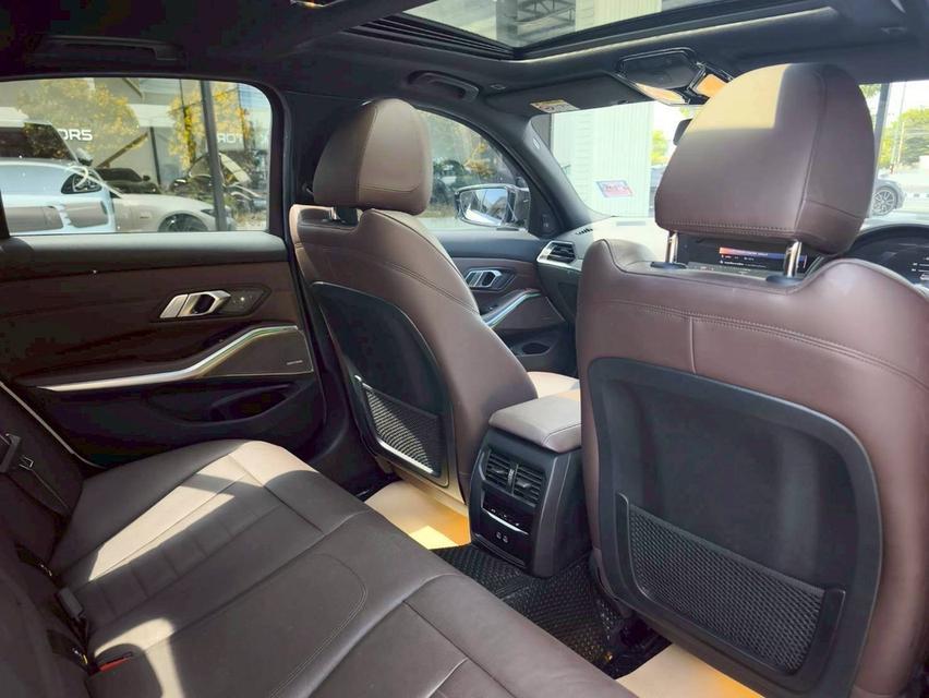 รหัสรถ KPV1100 🚘 BMW 330e M Sport LCI ปี 2023 (LCI Facelift) 7