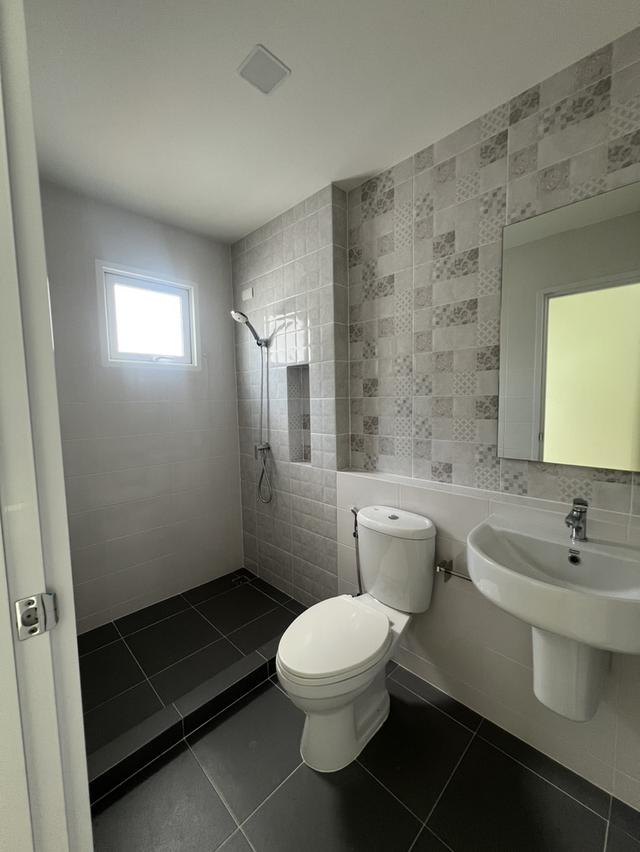 บ้านแฝด อ่างศิลา ชลบุรี 5