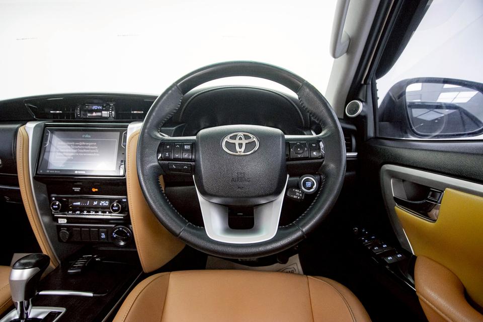 รหัสรถ 1D578 FORTUNER 2.8 V 4WD 2019 15