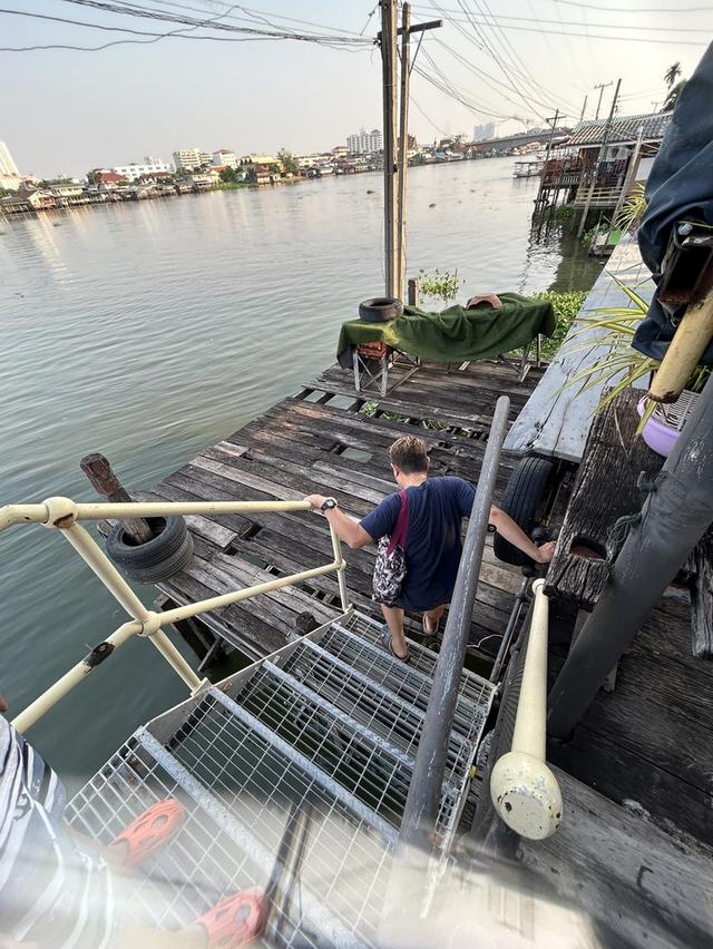 ขายร้านพร้อมบ้านพักติดริมแม่น้ำจ้าพระยาฝั่งตรงข้ามปากเกร็ด   เหมาะสำหรับทำ ร้านอาหาร คาเฟ่ บาร์ โฮมสเตย์ โรงแรมขนาดเล็ก ติมริมแม่น้ำมีท่าเทียบเรือ  3