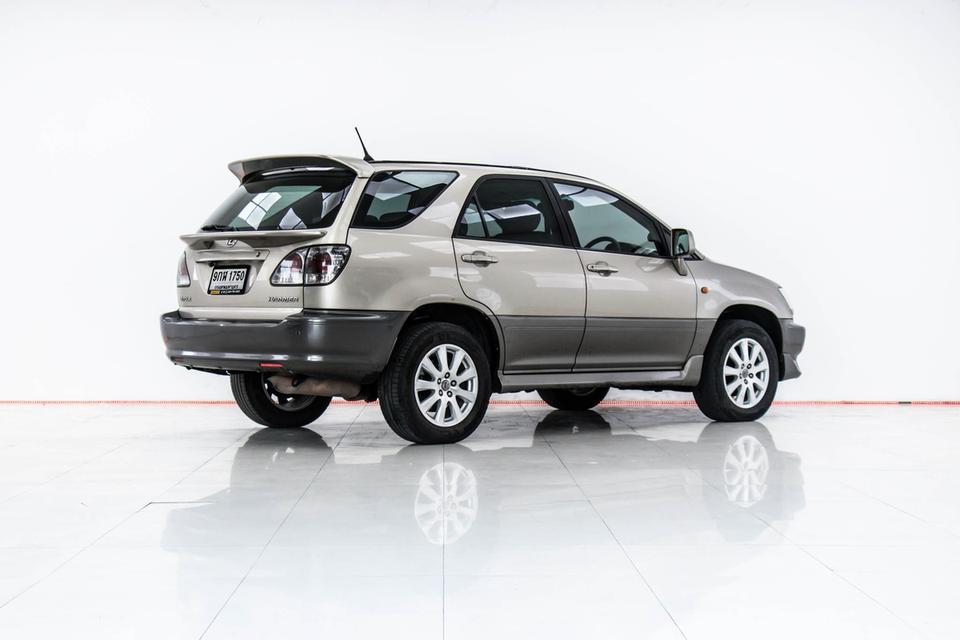 TOYOTA HARRIER 3.0 FOUR 2003