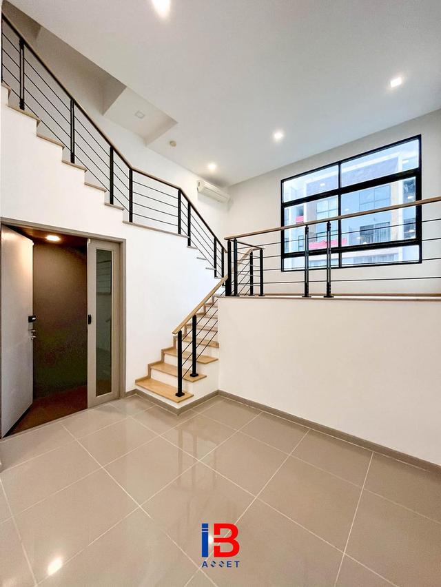 บ้านหรู 3.5 ชั้น Arden พัฒนาการ ใกล้ทองหล่อ–เอกมัย 8