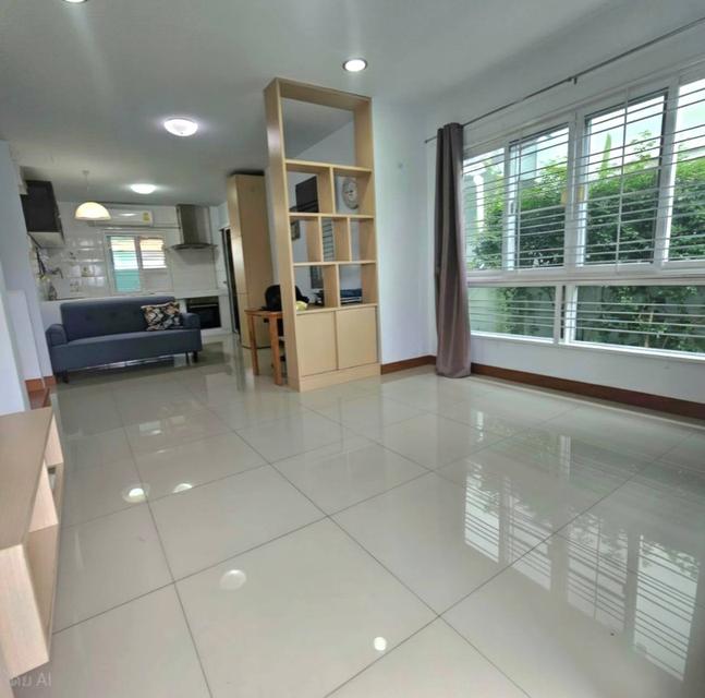 ขายบ้านแฝด ลภาวัน 21 บนทำเลศักยภาพ ถนนราชพฤกษ์ 5