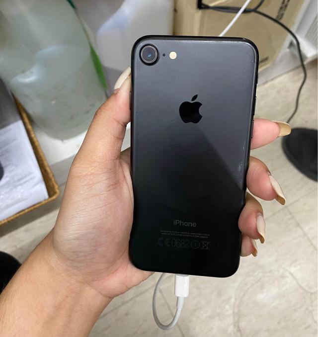 iPhone 7 สีดำ 1