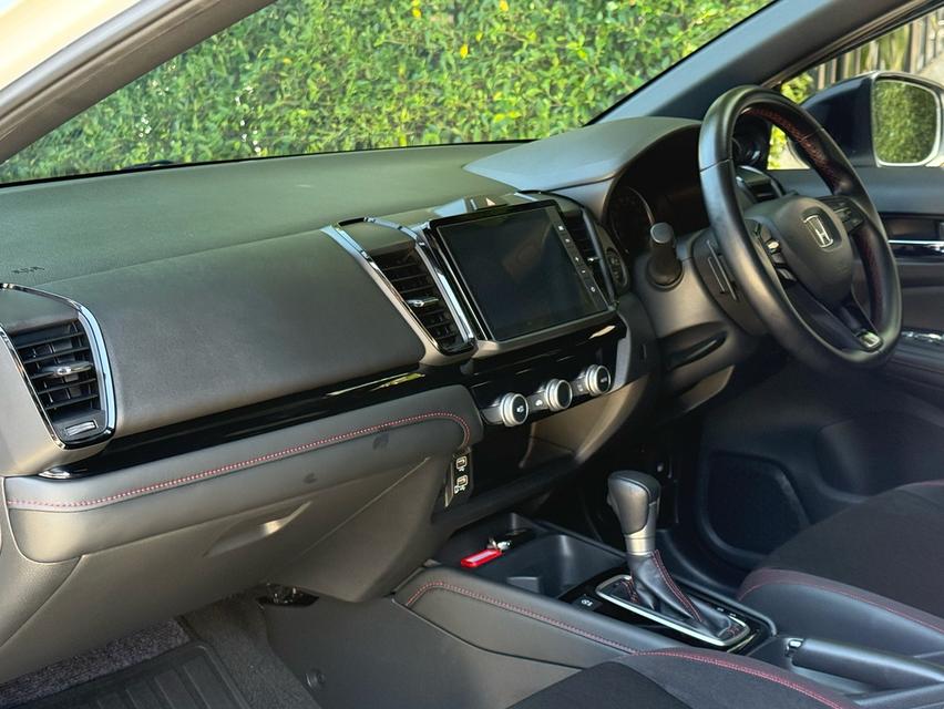 2022 HONDA CITY 1.0 TURBO RS รถมือเดียว 30,000 กม สภาพป้ายแดง รถไม่เคยมีอุบัติเหตุครับ 11