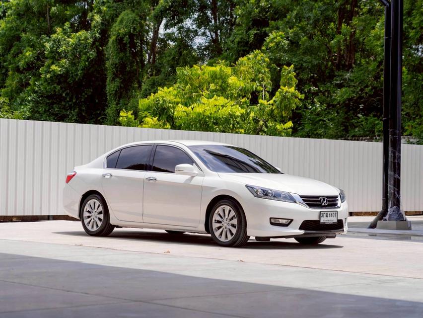HONDA ACCORD 2.0EL ปีจด 2014 ประกันเครื่องเกียร์3ปี / 30,000 km.✨️ 3