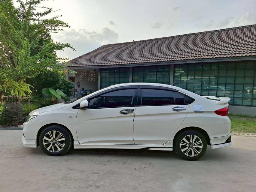รหัสรถ KN8134 HONDA CITY 1.5 V i-VTEC ปี 2018 10