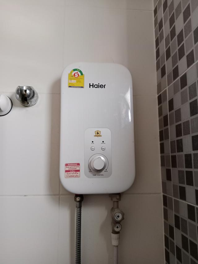 ขายแอร์3ตัวปั๊มน้ำแท้งน้ำเครื่ิองทำน้ำอุ่น