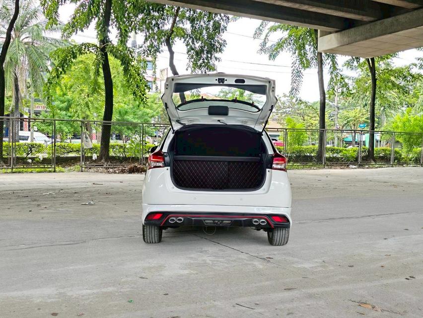 Toyota Yaris 1.2E ปี19 14
