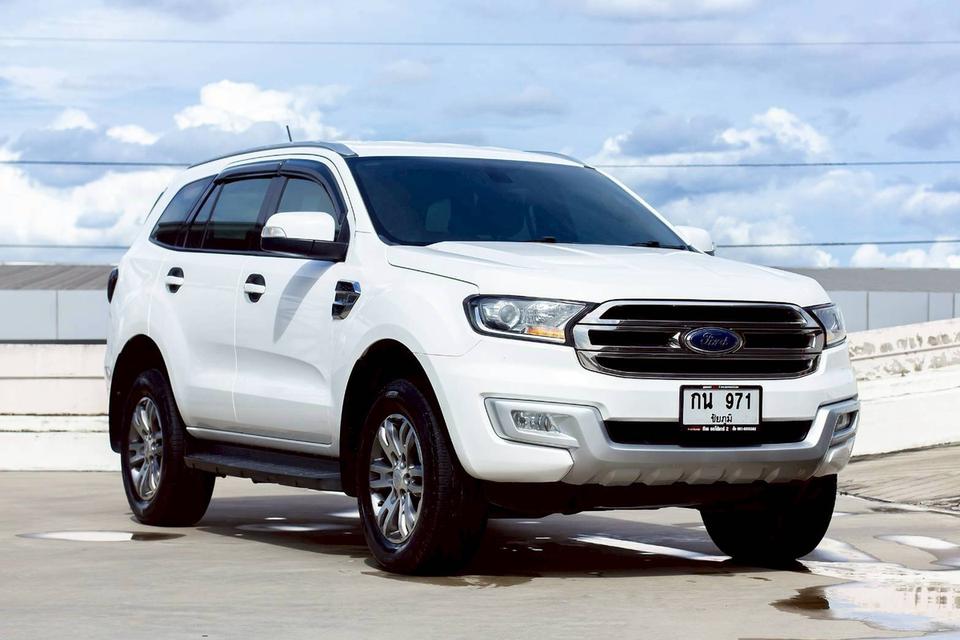ขาย Ford Everest 2.2Titanium ปี17