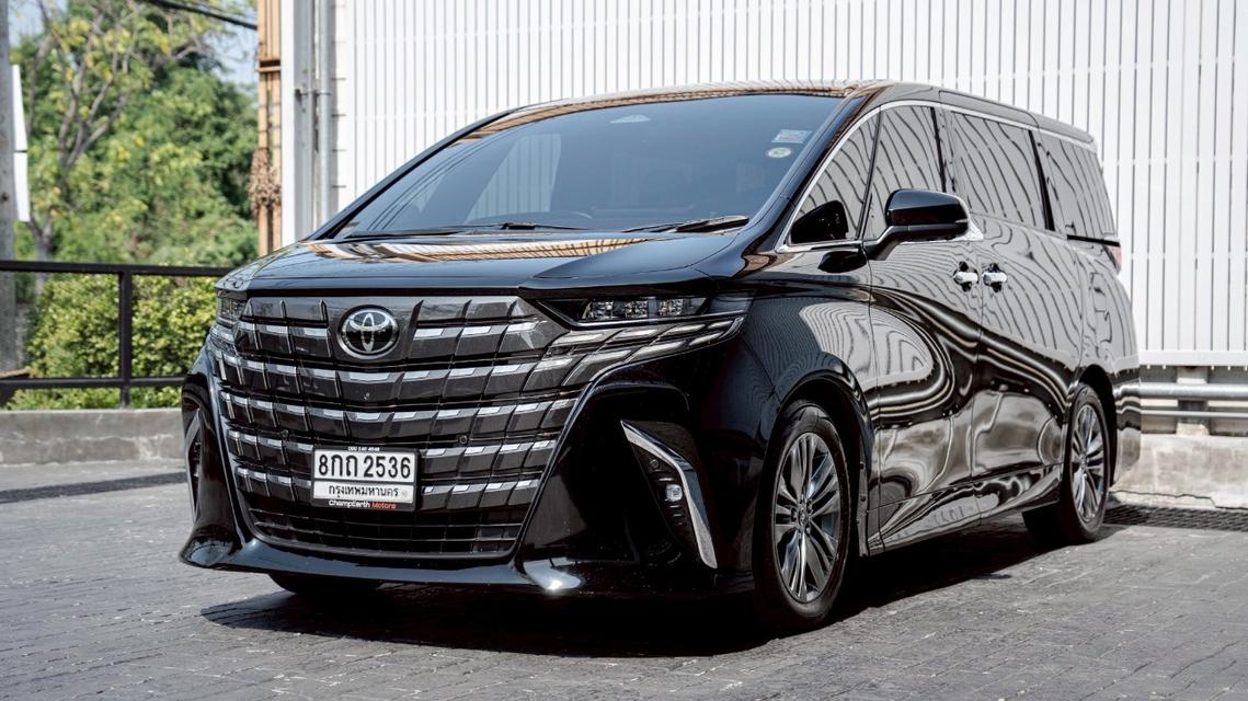 Toyota Alphard 2.5 Z HEV E-Four 2024