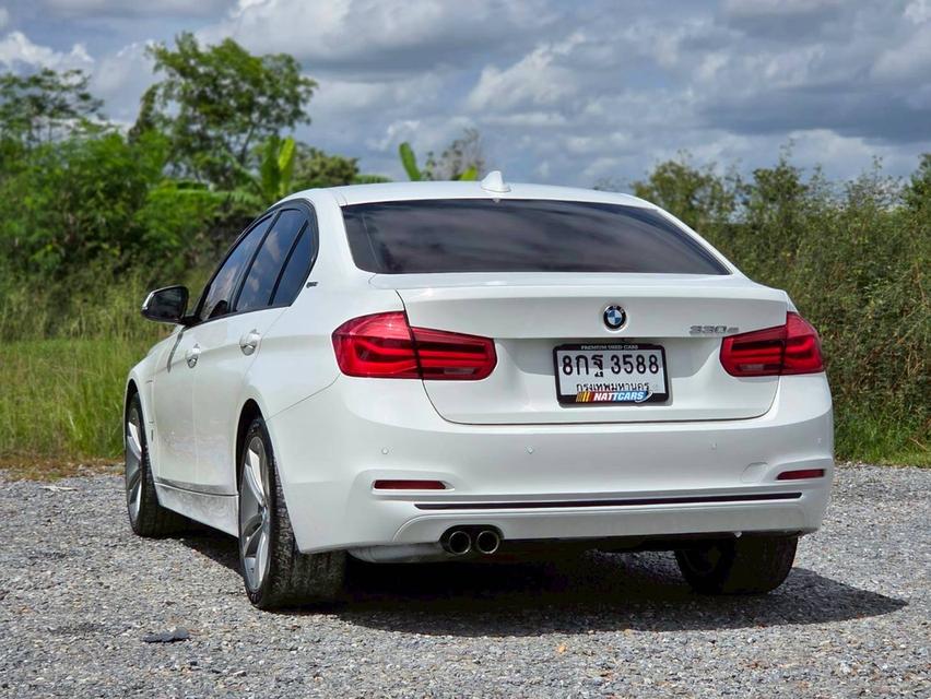 รหัสรถ NC3588 ✳️ 330e Plug-In HYBRID Iconic [F30] " LCI " 7