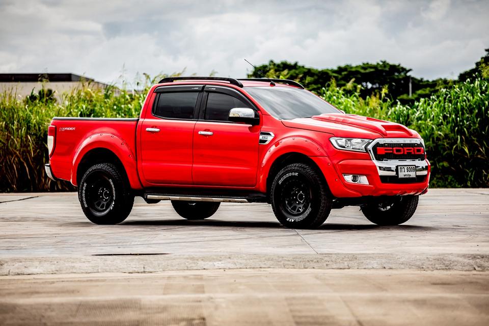 Ford Ranger 2.2 XLT Hi-Lander Double Cab ปี 2017 สีแดง มือเดียวป้ายแดง 4