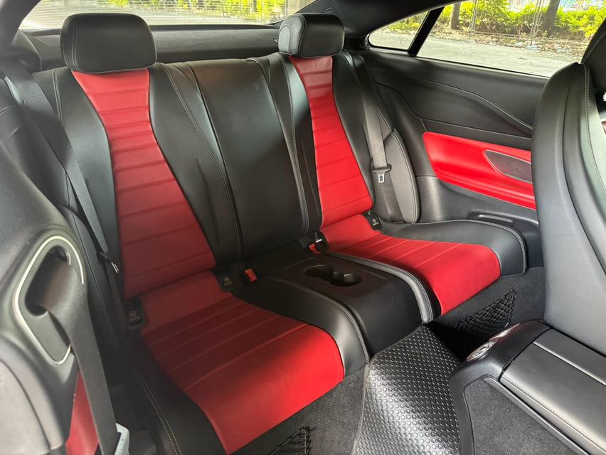 2017 Mercedes-Benz E300 Coupe AMG AT รถ 2 ประตู รถบ้านมือเดียว สภาพดีมาก รุ่นท็อปสุด ออปชั่นเต็ม รูปที่ 16