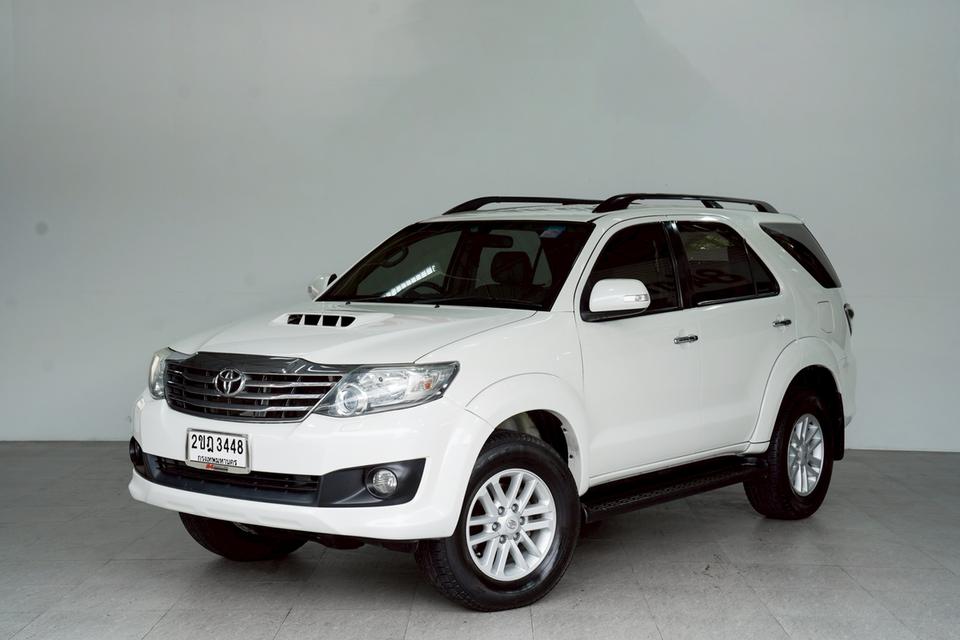TOYOTA FORTUNER 3.0 V 4WD AT  (ปี 2011) 
