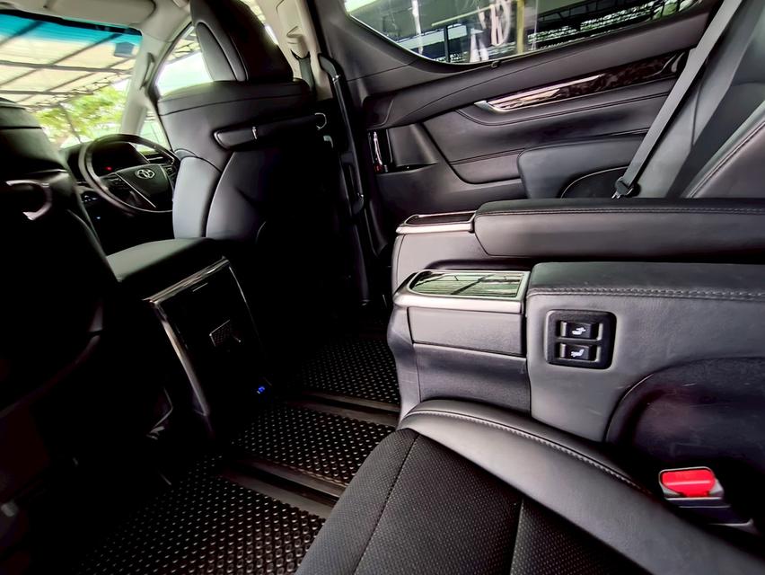 TOYOTA ALPHARD 2.5 SC PACKAGE ปี 20 จดทะเบียน ปี 2020 แท้  Mile 71,000 km (1,990,000)  12