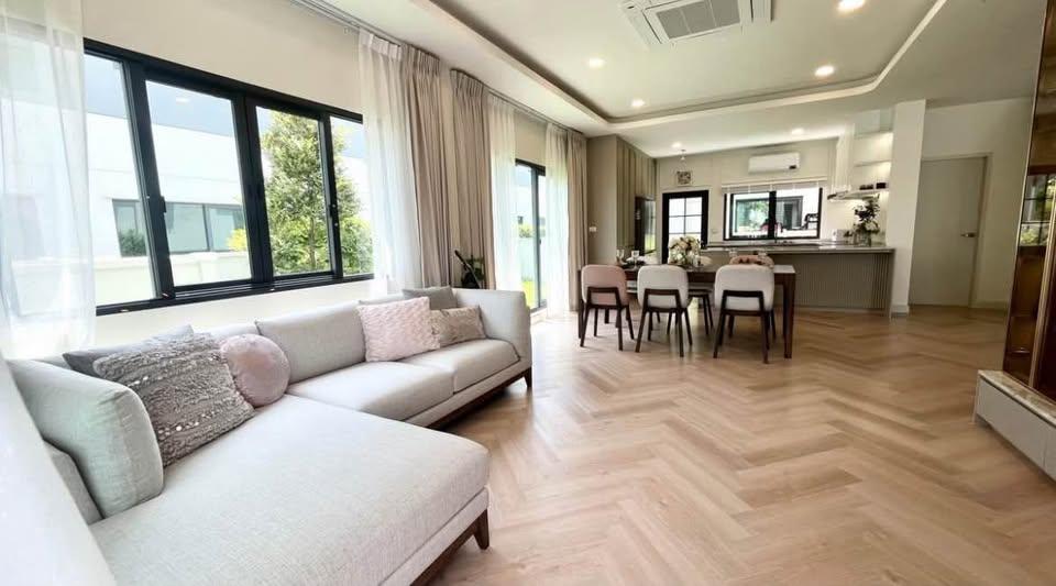 ให้เช่าบ้านเดี่ยว 2 ชั้น ใกล้เมกะบางนา ในโครงการเซ็นโทร บางนา มาดูซักครั้งจะหลงรัก 10