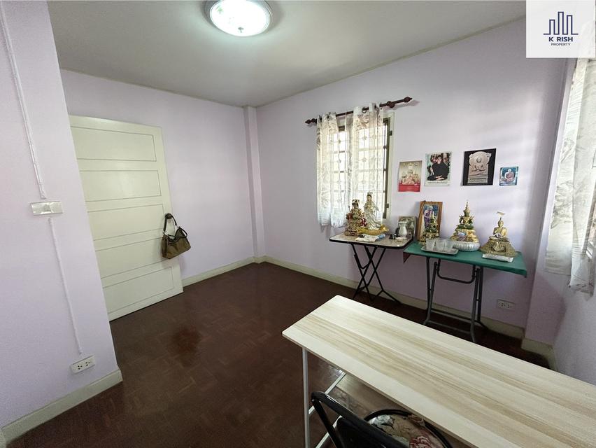 🚨 ขายด่วน! บ้านเดี่ยวแปลงมุม ติดสวน ราคาถูกมาก 57 ตร.ว หมู่บ้าน ธารารมณ์พาร์คเวย์โฮม รามคำแหง 150 ใกล้รถไฟฟ้าสายสีส้ม สถานีน้อมเกล้า 10