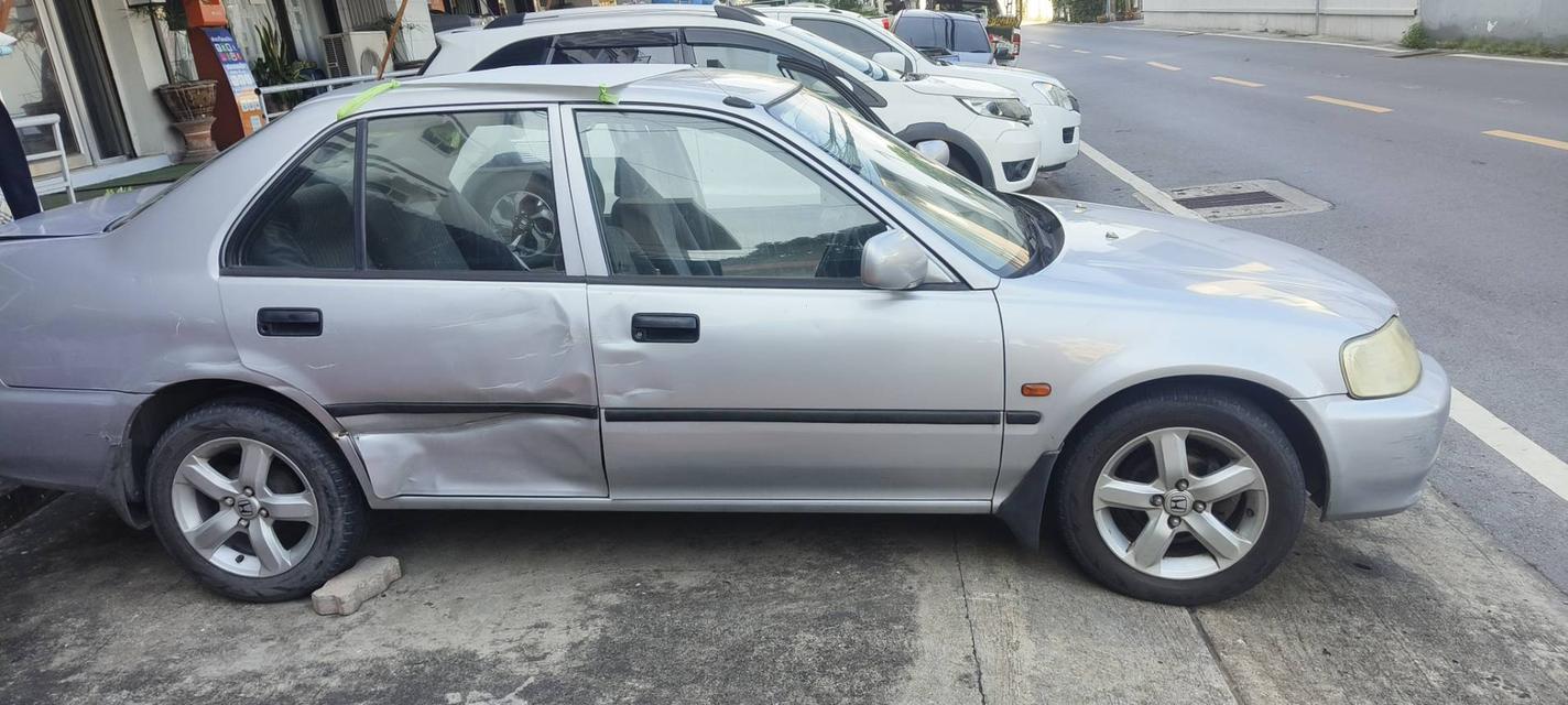 Honda city type z สภาพดี ใช้น้อย เครื่องแน่น แอร์เย็นฮ่ำ 6