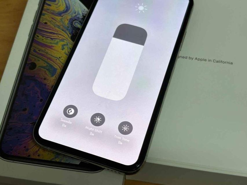 iPhone Xs 64gb สภาพใหม่ 2