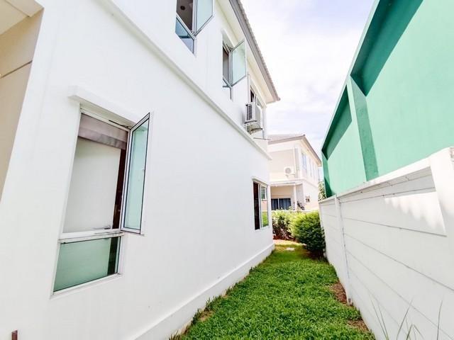 รหัสC7018 ขาย ให้เช่าทาวน์เฮาส์ 2ชั้น หลังมุม ใกล้ ม.รังสิต ใกล้ ม.กรุงเทพ ใกล้รถไฟฟ้าสถานีคลองรังสิต 4