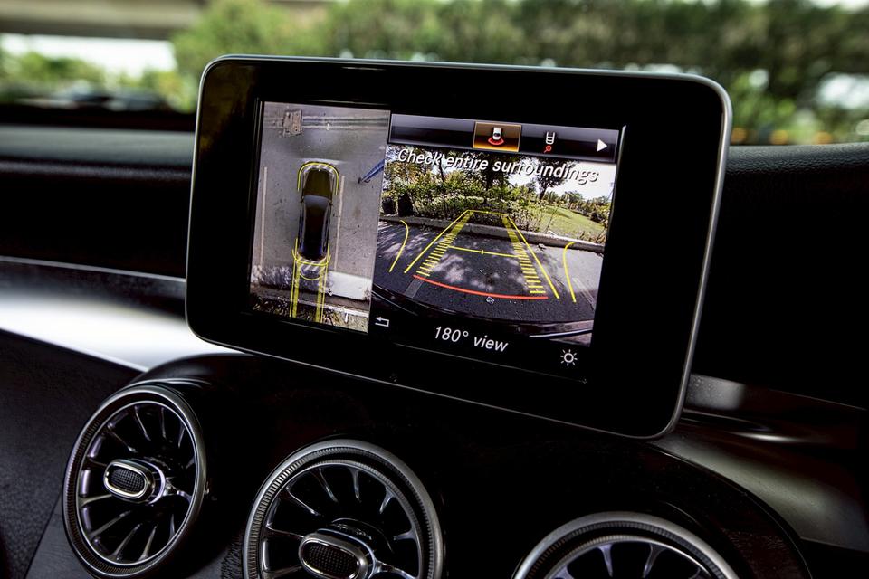 Benz Glc250d 4MATIC Coupe ปี18 11