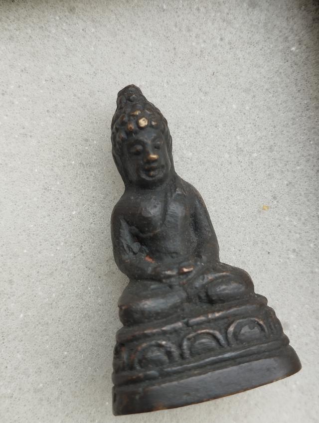 พระกริ่งเชียงปี2500 เนื้อทองผสมรมดำอุดกริ่งรับประกันพระแท้ 0967468887 สนใจติดต่อได้เลยครับ