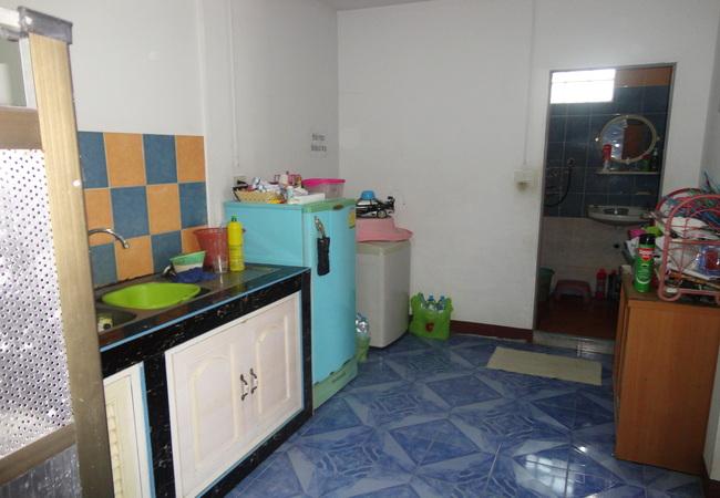ขายบ้านเดี่ยว หมู่บ้านเปี่ยมเจริญ ขจรวิทย์ เนื้อที่ 39.5 ตร.ว. 5 นอน 4 น้ำ สภาพดี 9