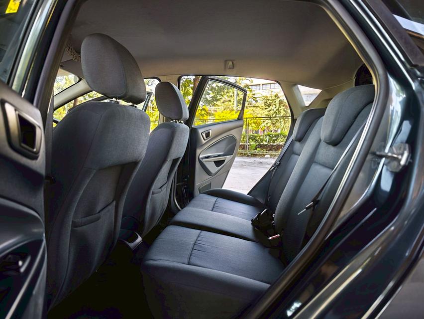 Ford Fiesta 1.4 Sport Hatchback AT ปี 2012 16
