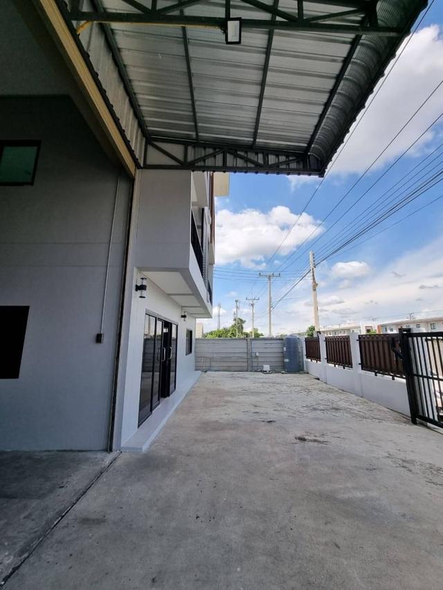 โกดังพร้อมออฟฟิศ 3 ชั้น ให้เช่า | ลำลูกกา คลอง 3 ปทุมธานี 18