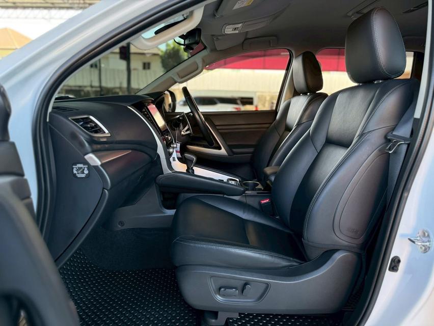 Mitsubishi Pajero 2.4GT 4wd ปี21 15