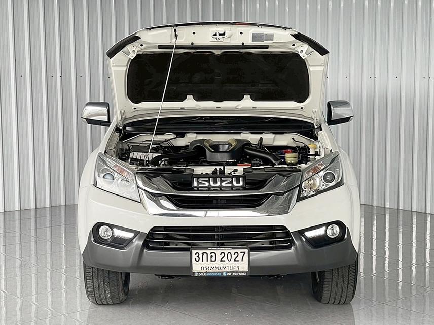 Isuzu Mu-X 3.0 DVD NAVI ดีเซล เกียร์ออโต้ ปี2015