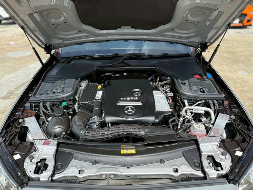 ปี 2018 BENZ E-CLASS, E350e 2.0 AMG DYNAMIC โฉม W213 ปี16-24 สีเทา(สีเดิมสีดำ) ตัวท็อปสุดหลังคาซันรูฟ 6