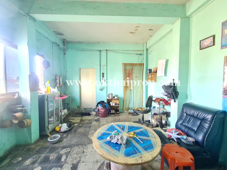 อาคารพาณิชย์ 4.5 ชั้น ติดถนนเอกชัย บางขุนเทียน 4