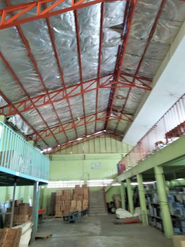 ขายโกดังพุทธมณฑลสาย7 ถนนซอยกว้างรถใหญ่เข้าออกสะดวก ใกล้ตลาด 5