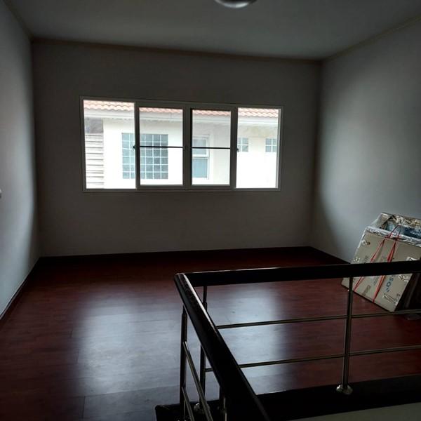 ขายที่ดินพร้อมบ้าน 2 ชั้น 59.5 ตรว. หมู่บ้านศุภาลัย พาร์ควิลล์ 5 ใกล้ถนนเทพารักษ์ ห้างบิ๊กซี ราคา 9.2 ลบ. ต่อรองได้ โทร 081-9308276 6
