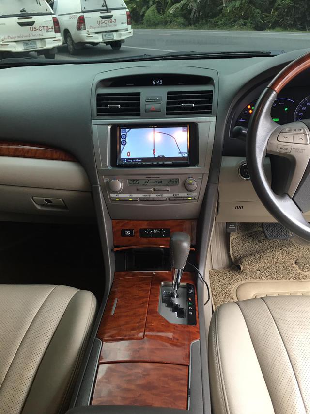 Toyota Camry รุ่น 2.4 V Hybrid top Navi ปี 2011