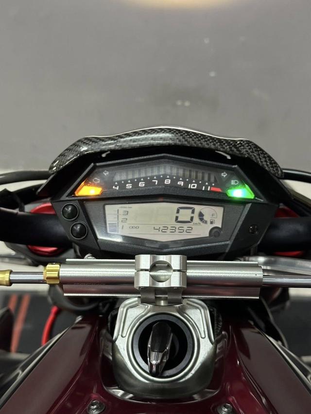 Z1000 ราคาเร้าใจแต่งเป็นแสน คุ้มจบพร้อมหล่อ 8