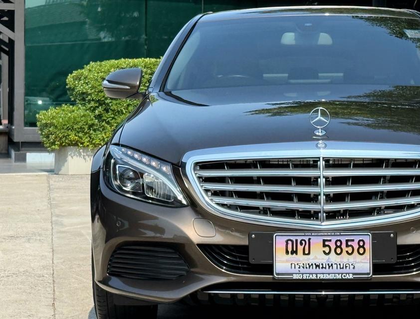 2015 BENZ C180 EXCLUSIVE รถมือเดียวออกป้ายแดง รถวิ่งน้อยเพียง 39,000 กม รถเข้าศูนย์ทุกระยะ รถไม่เคยมีอุบัติเหตุครับ รูปที่ 6