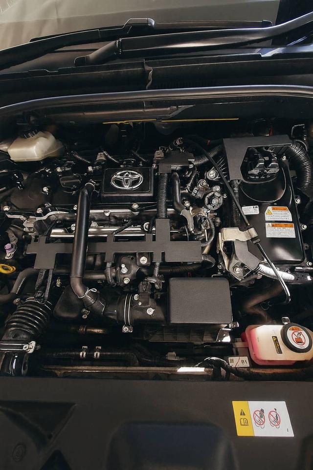 Toyota chr 1.8hybrid hi ปี2019 13