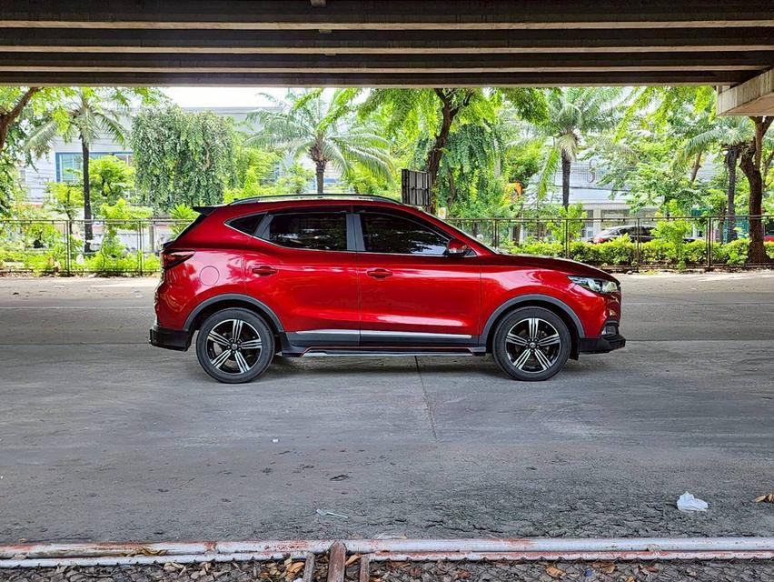 ขายรถ MG ZS 1.5X sunroof ปี 2020 สีแดง เกียร์ออโต้ 8