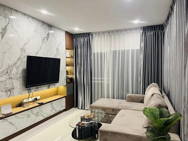 ขายบ้านเดี่ยว 2 ชั้น 60.4 ตรว. เซนโทร พระราม 9 - กรุงเทพกรีฑา ใกล้รถไฟฟ้า ( ไม่รับสัตว์เลี้ยง )