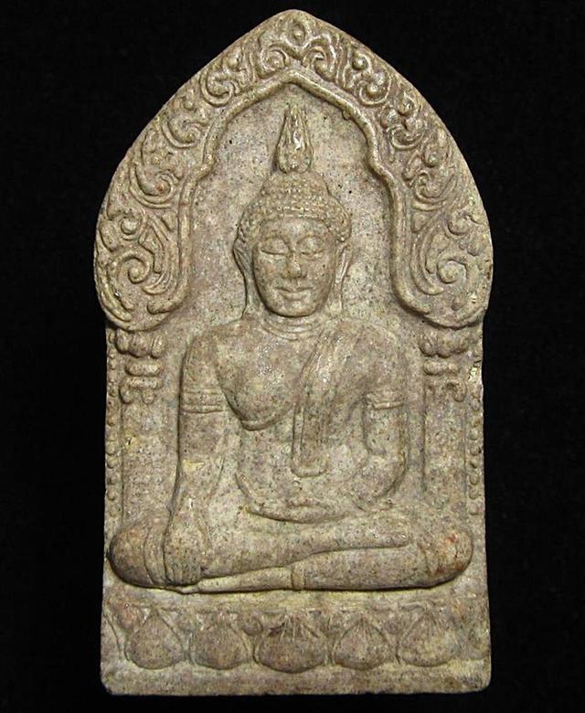 พระขุนแผน หลวงปู่เหลือ วัดท่าไม้เหนือ จ.อุตรดิตถ์ (G32)