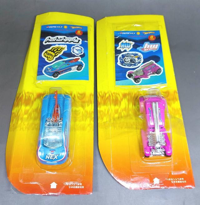 รถ Hot Wheels ร่วมกับ PEPSI NEX พร้อมสติ๊กเกอร์ (ราคาต่อชิ้น)