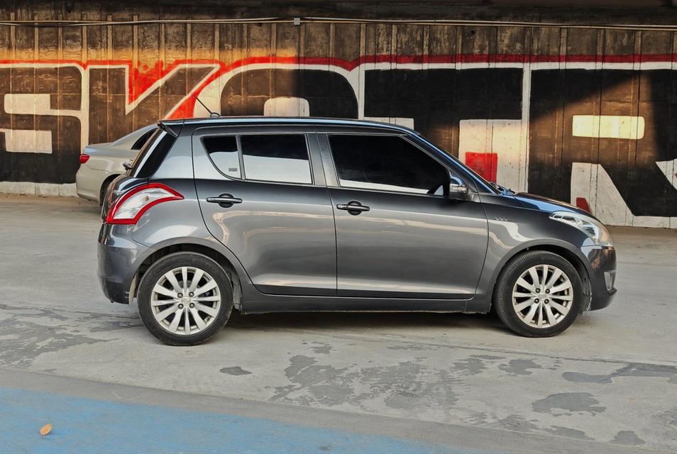 Suzuki Swift Eco 1.25 GLX Auto ปี 2012  4