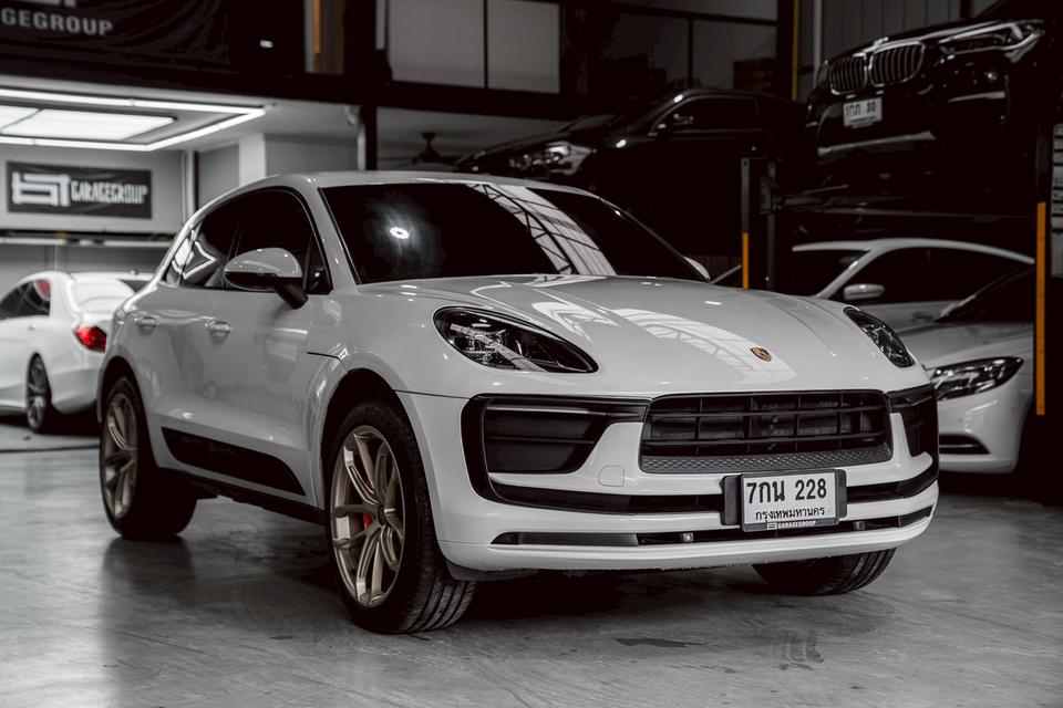 รหัสรถ 67GG228 Porsche Macan 2.0 PDK  ปี 2017 รถศูนย์ AAS