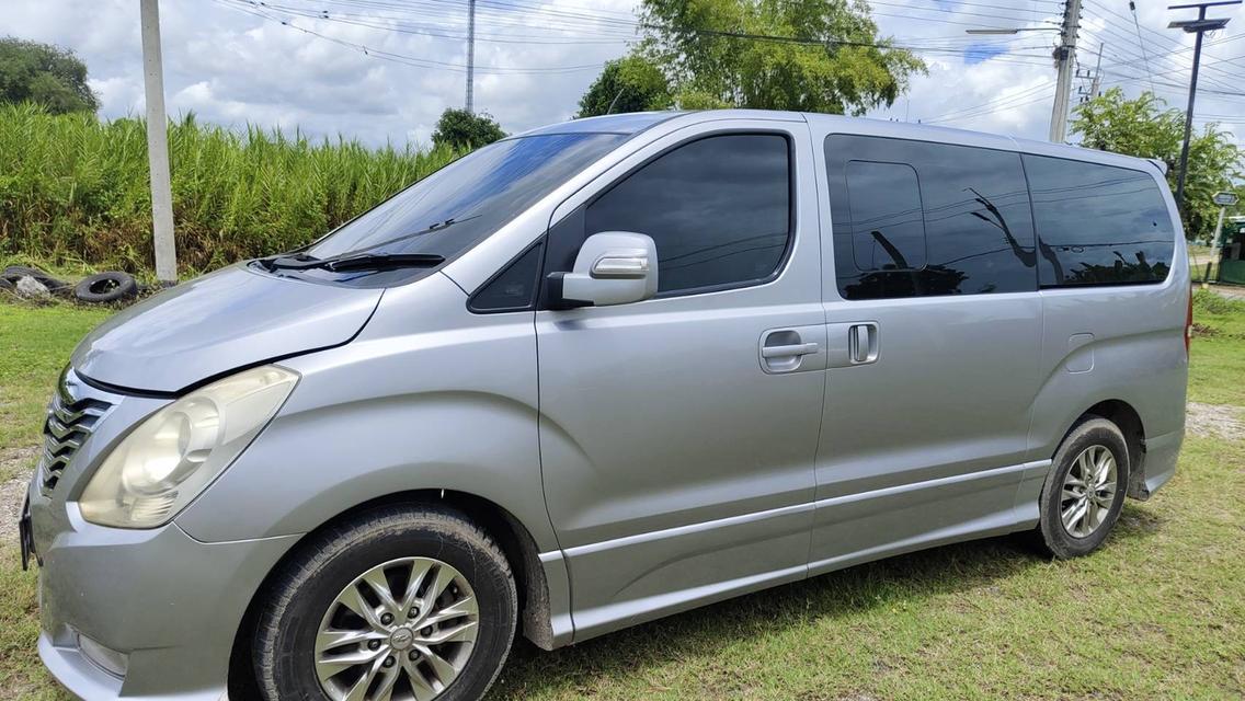 HYUNDAI H-1 2.5 DELUXE 11 ที่นั่ง ปี 2011 รูปที่ 4