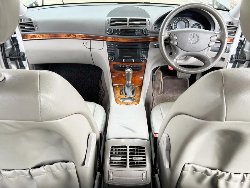 Benz E200 NGT W211 AT ปี 2010 ถูกมาก 199,000 บาท ผ่อนหกพันกว่า4ปี ผ่อนห้าพันกว่า5ปี ผ่อนห้าพัน6ปี 2